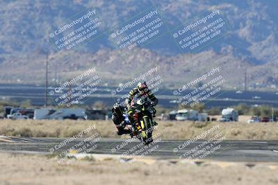 media/Dec-07-2025-CVMA (Sun) [[3e7d2de5dc]]/Race 1-Formula Superbike-Supersport Open (Holeshot)/
